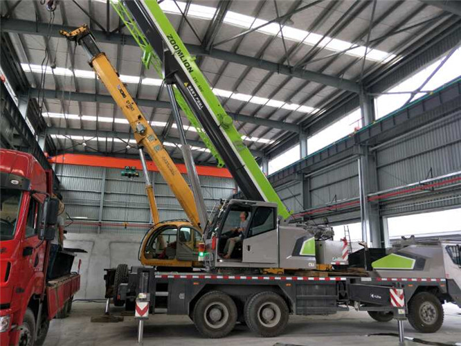 衡南县高空车出租需要注意哪些安全事项？